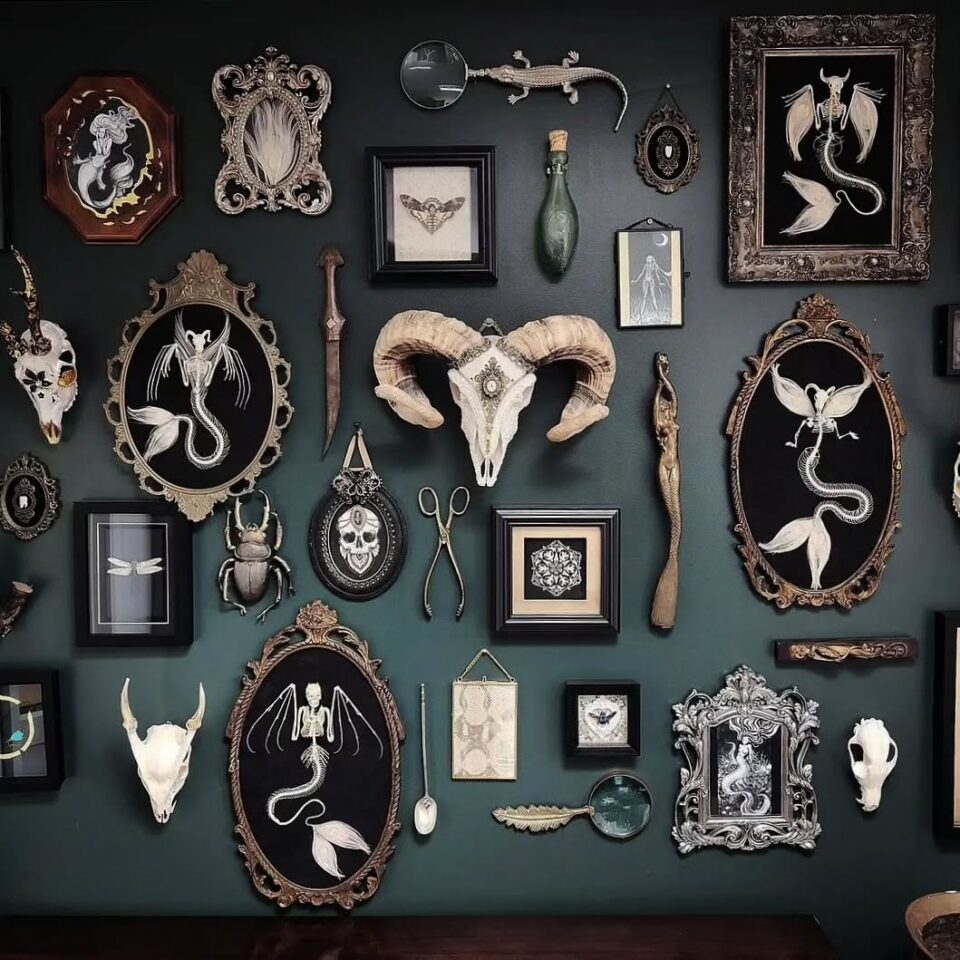 29 Halloween Decor Ideas for a Spooky Interior That’ll Have Guests ...