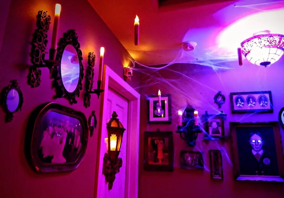 29 Halloween Decor Ideas for a Spooky Interior That’ll Have Guests ...