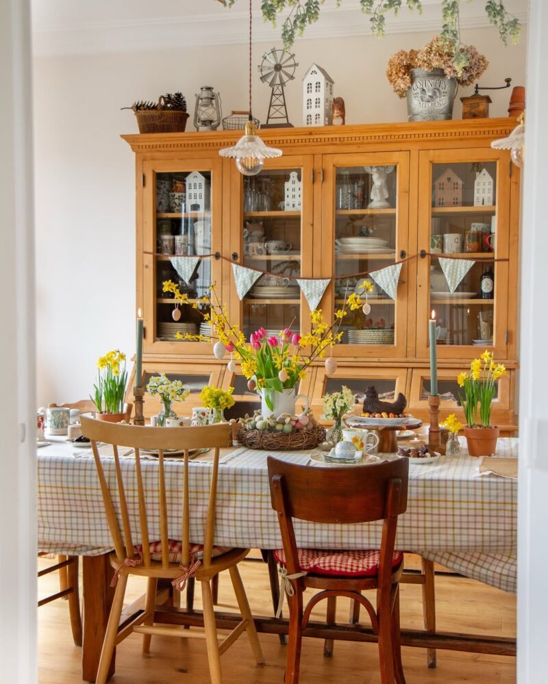 30 Spring Table Decor Ideas That Bring a Fresh, Bright Feel Without ...