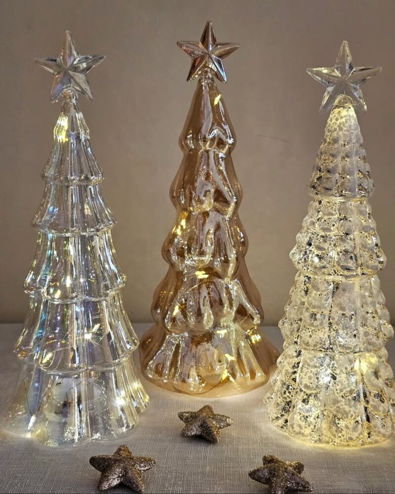 30 Crystal Decor Ideas If You Want a Home That Feels Calm, Clean, and ...