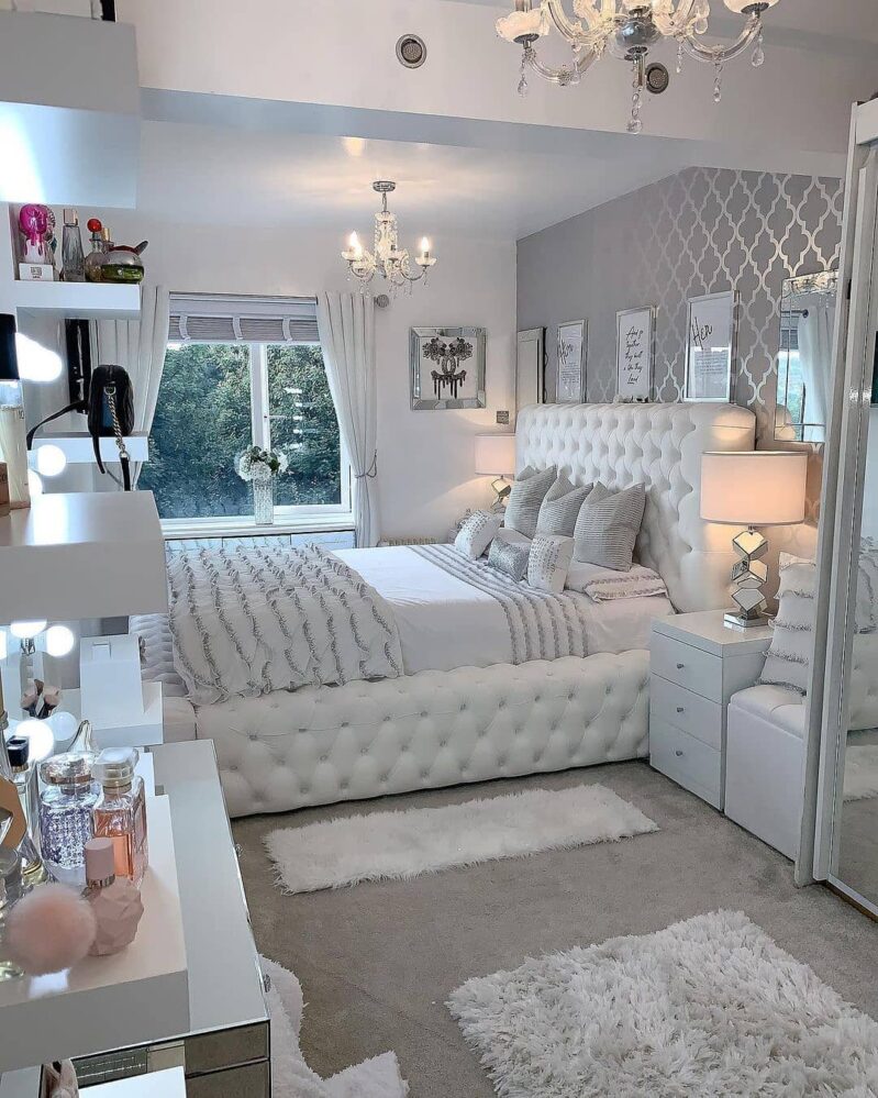 20 Small Room Makeover Ideas For Anyone Who’s Tired of Rearranging ...