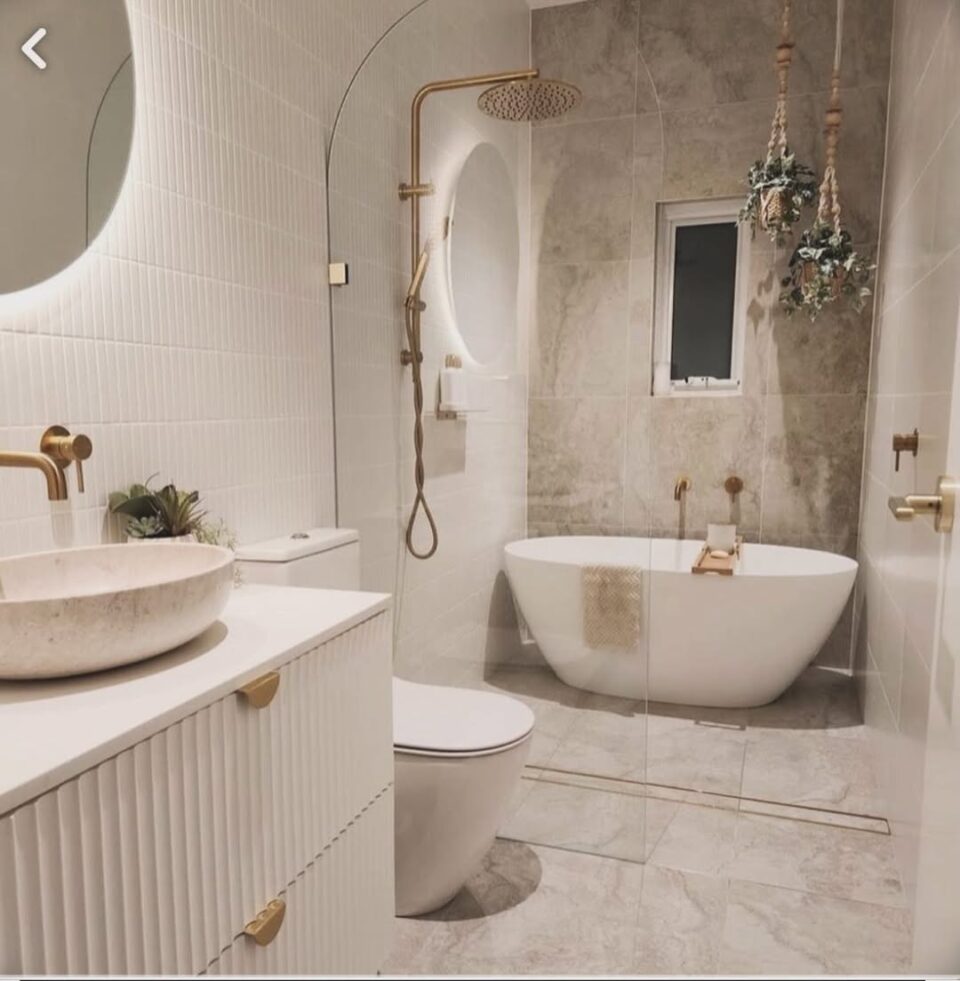 24 Small Bathroom Design Ideas for 2026 That Work Even When Storage Is ...