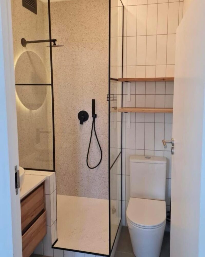 24 Small Bathroom Design Ideas for 2026 That Work Even When Storage Is ...