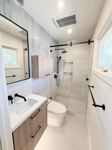 25 Small Full Bathroom Ideas for 2026 That Designers Use When Space Is ...