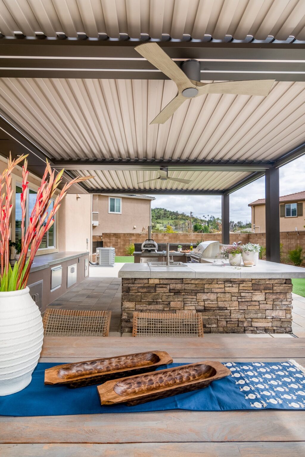 28 Outdoor Kitchen Ideas for 2026 One Installation, Endless Weekend Plans