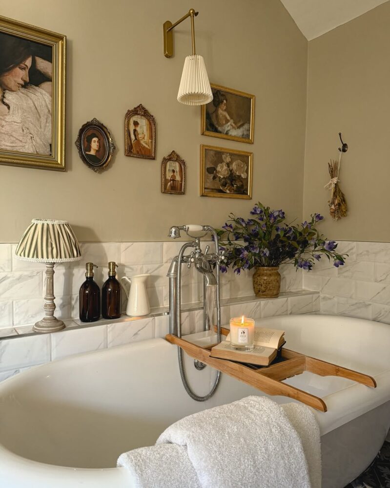 28 Victorian Bathroom Ideas for 2026 Ornate Enough To Make Plain Tile ...