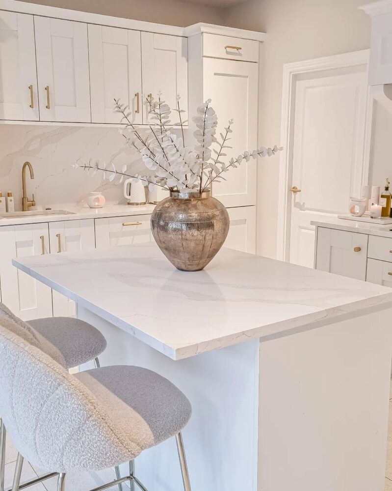 28 Kitchen Island Ideas for 2026 That People Are Copying Before They ...