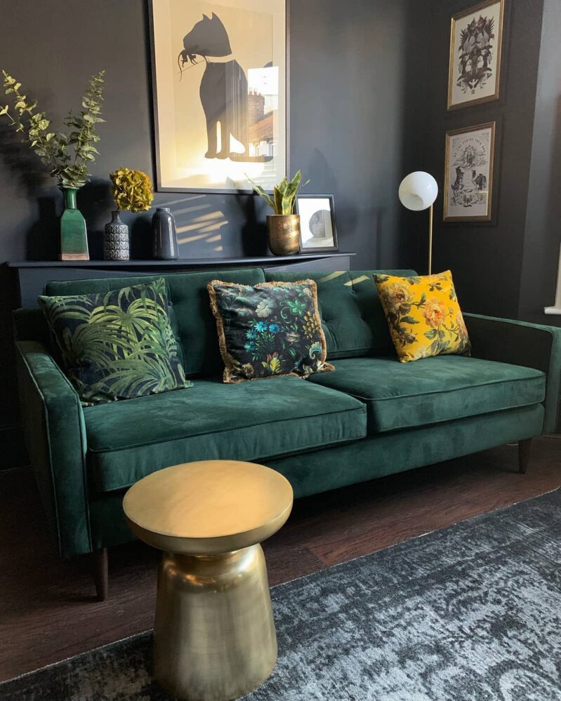 28 Green Living Room Ideas for 2026 Pulled From Designer Homes People ...