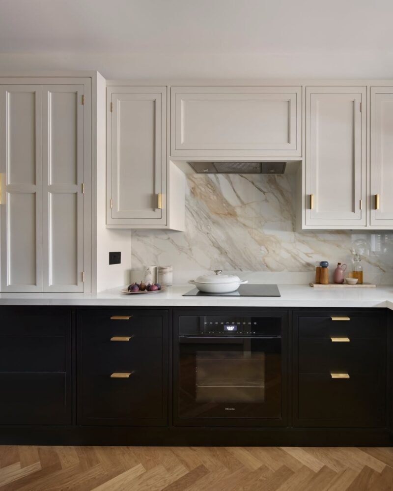 28 Two Tone Kitchen Cabinet Ideas for 2026 That Instantly Expose How ...