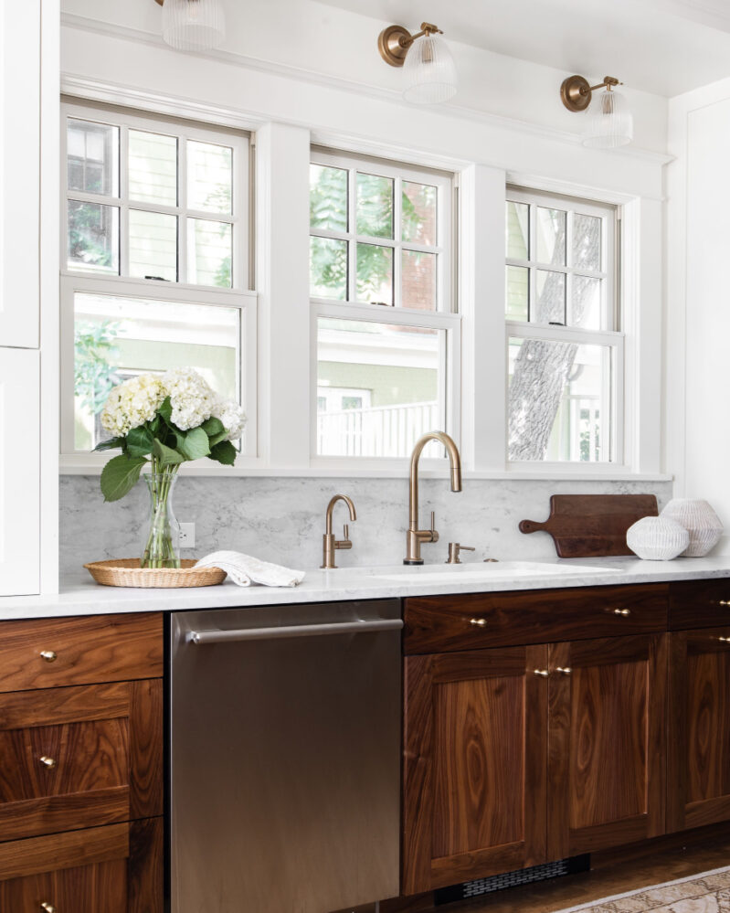 28 Two Tone Kitchen Cabinet Ideas for 2026 That Instantly Expose How ...