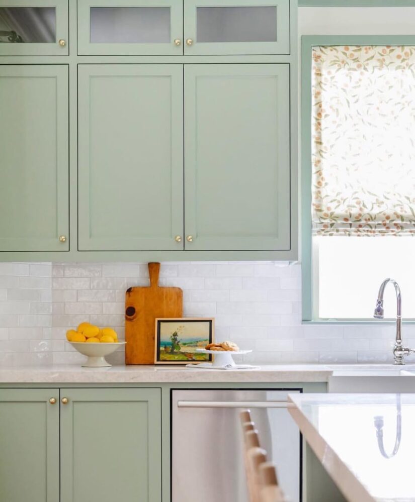 26 Kitchen Cabinet Color Trend for 2026 A Fresh Wave Of Cabinet Shades ...