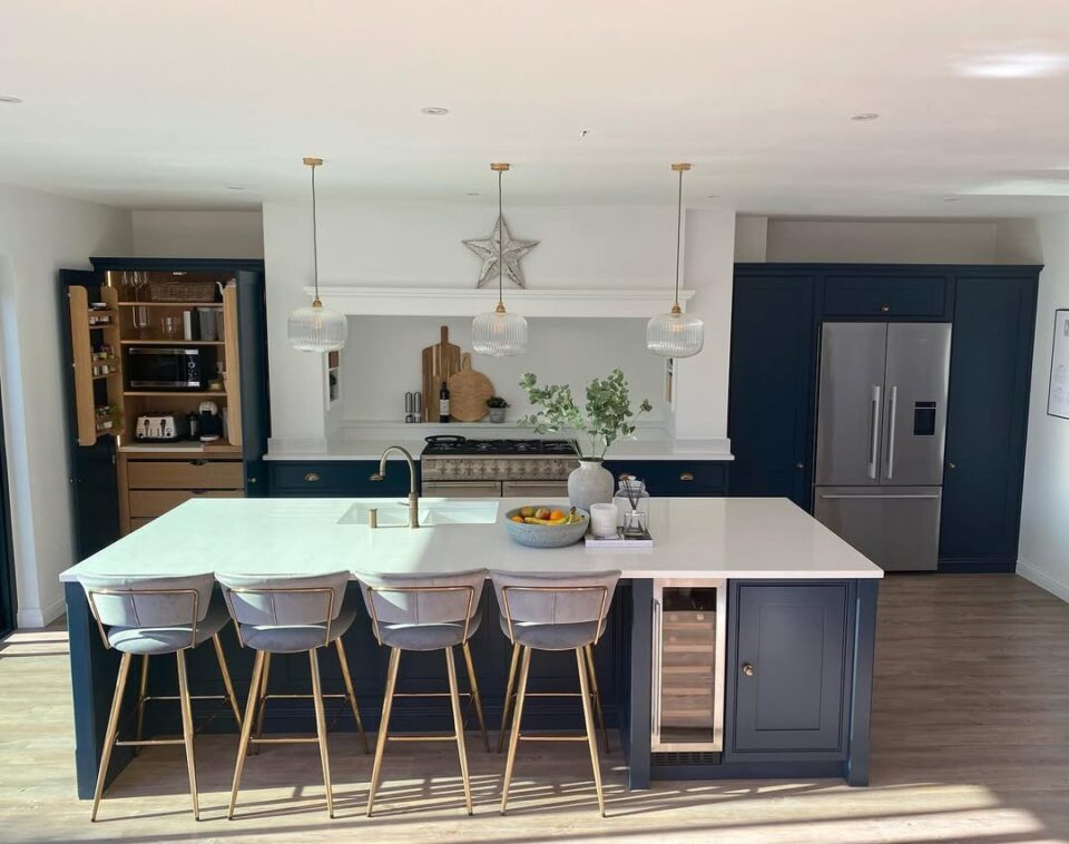 28 Large Kitchen Island Ideas for 2026 A Functional Giant That Steals ...