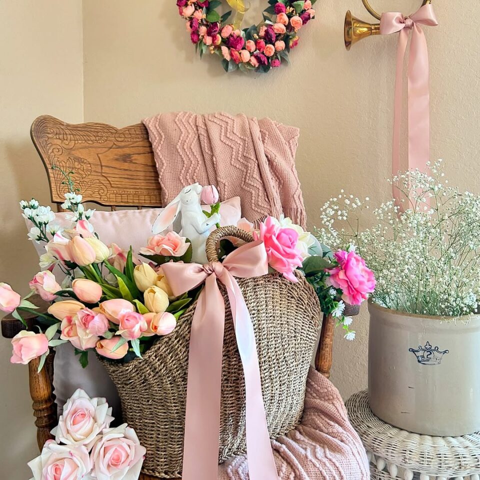 28 Soft Spring Decor Ideas Using Seasonal Flowers for 2026 You’ll Keep ...