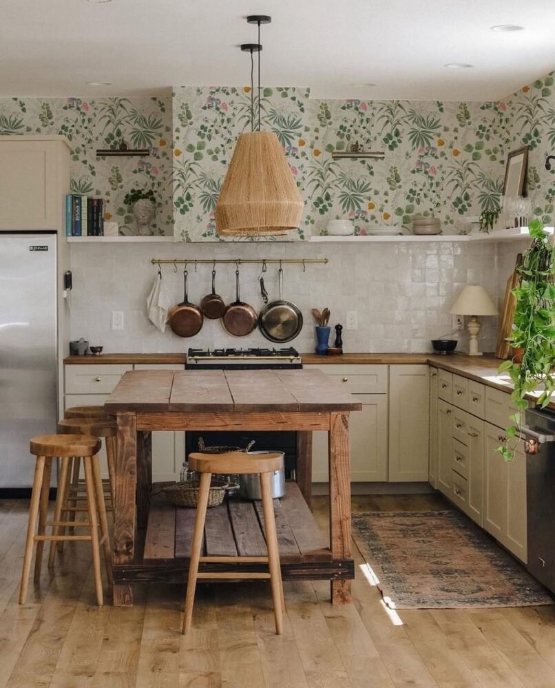 28 Kitchen Wallpaper Ideas for 2026 That Look Like Something You’d See ...