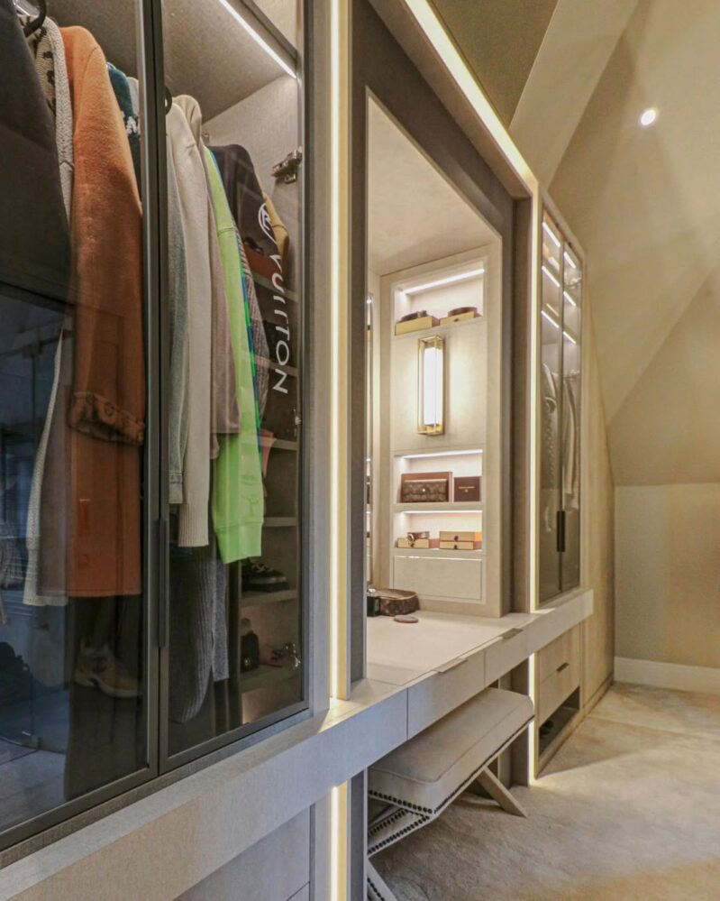 28 Walk-In Closet Ideas for 2026 That Are More Useful in Reality Than ...