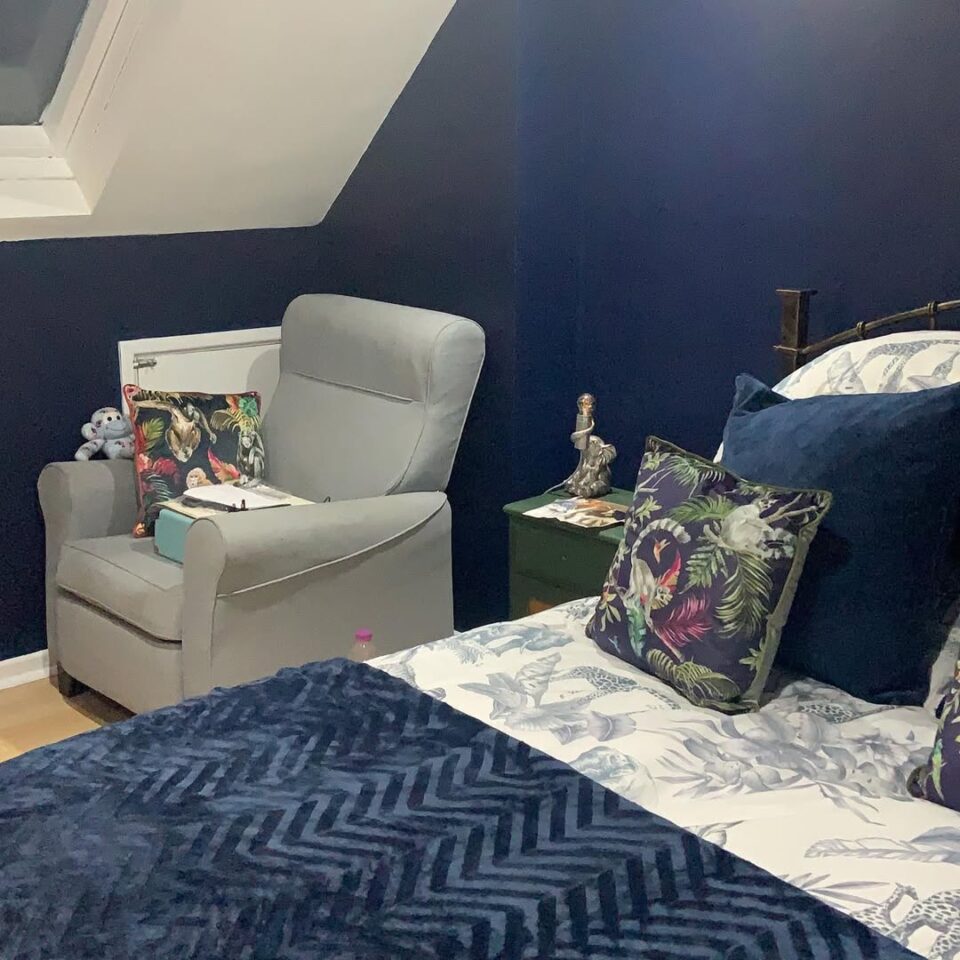 22 Navy Blue Bedroom Ideas For 2026 That Look Like A Million Dollars ...