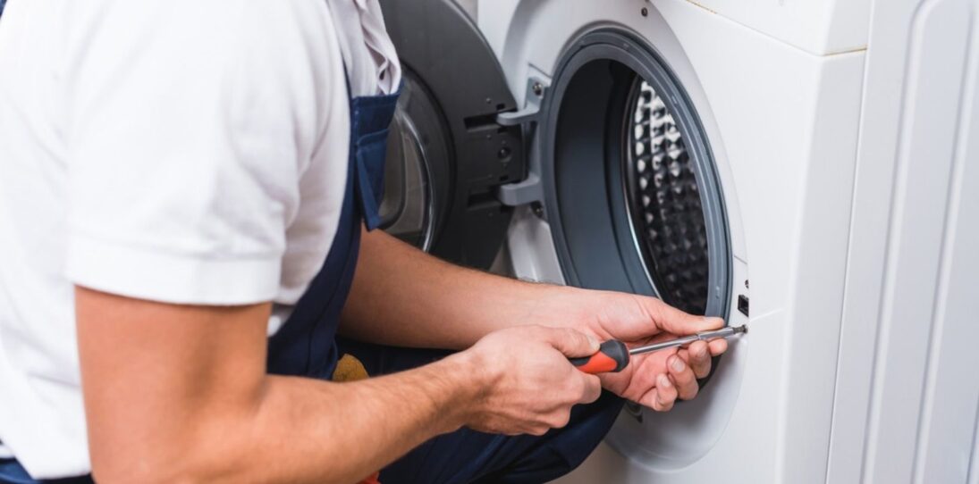 The Popular Home Remedy That Quietly Ruins A Washing Machine