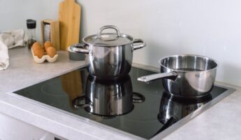 Which cooktop uses the least electricity