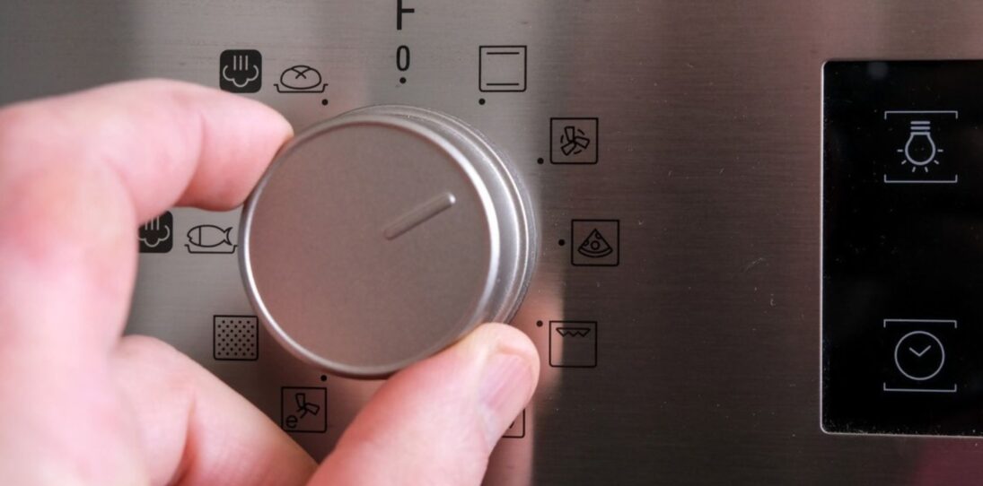 What The Fan Symbol On Your Oven Actually Means