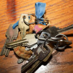 Spraying vinegar on your keys: why so many people recommend it and what it’s for