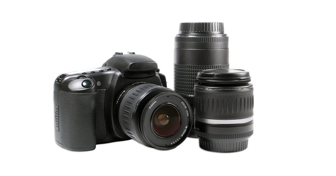 Interchangeable lens camera features